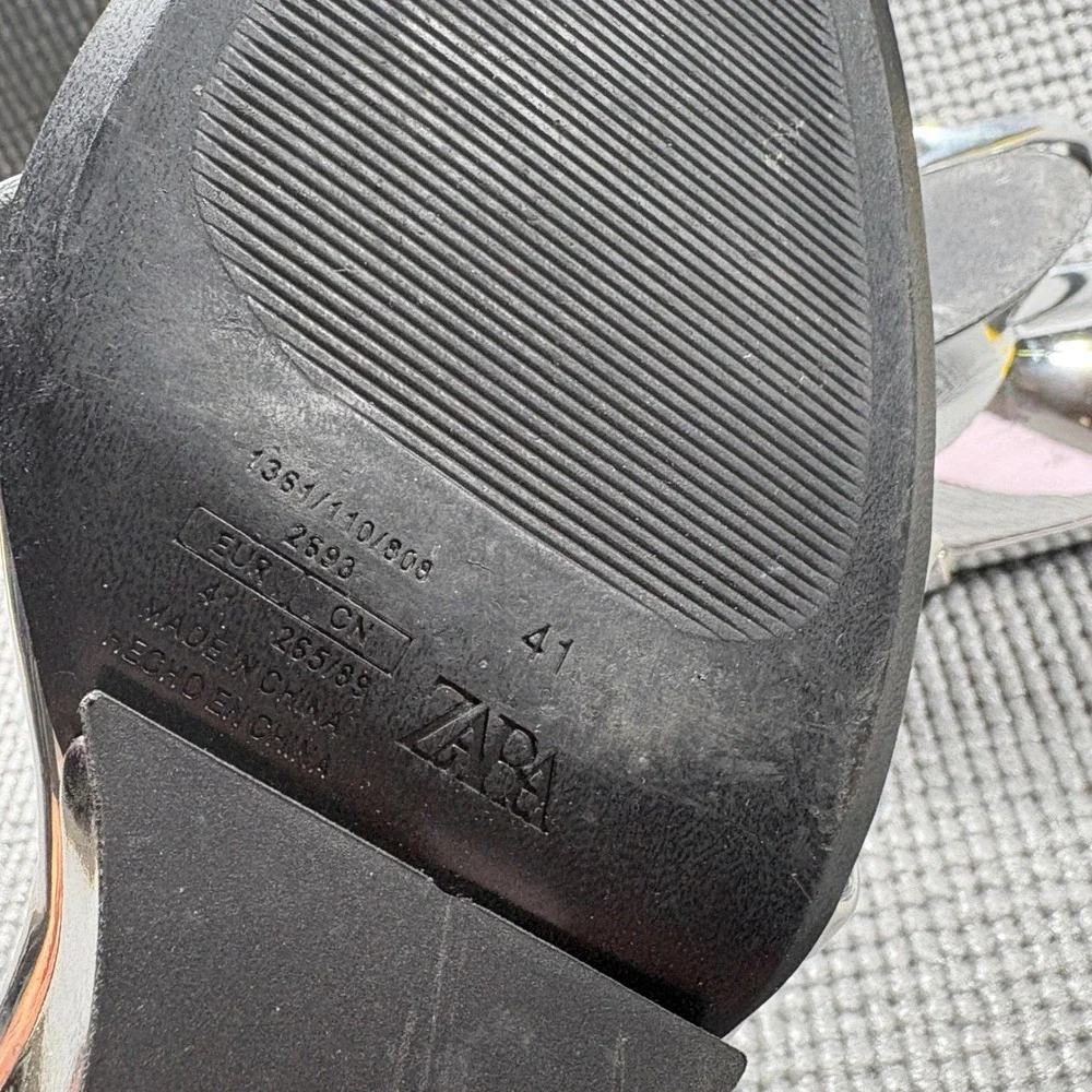 Zara Sandals Women 41 Silver Metallic Strappy Wedge Mirror Heel Y2K Retro Chrome